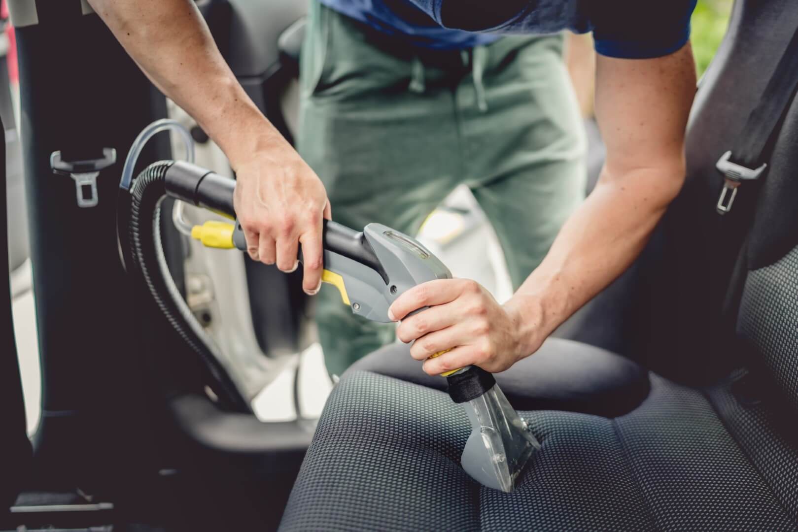 detailing services in Waterloo detailing services in Waterloo